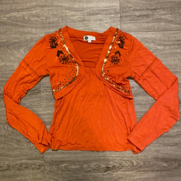 Cocoa and Tashi top - Picture 2 of 2